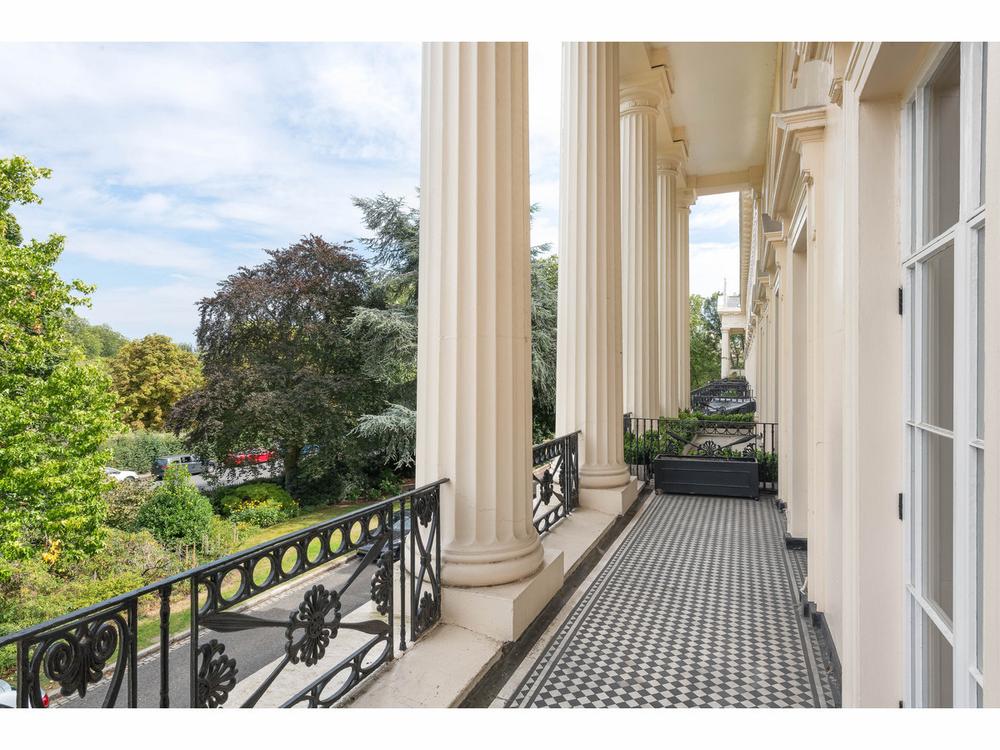 Villa refurbishment — Cap d'Antibes — before thumbnail 18