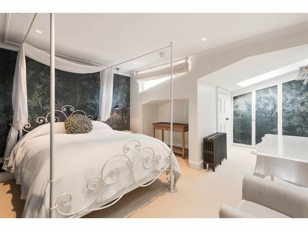 Villa refurbishment — Cap d'Antibes — before thumbnail 23