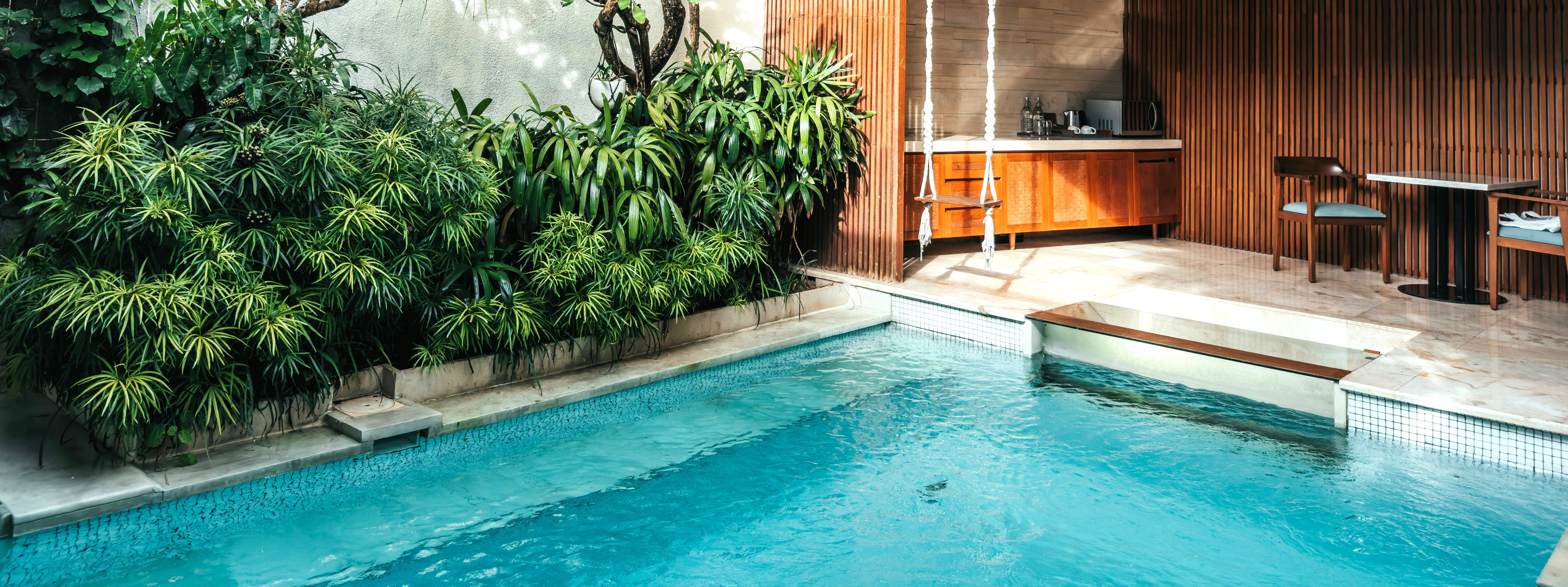 Swimming Pool Construction & Renovation